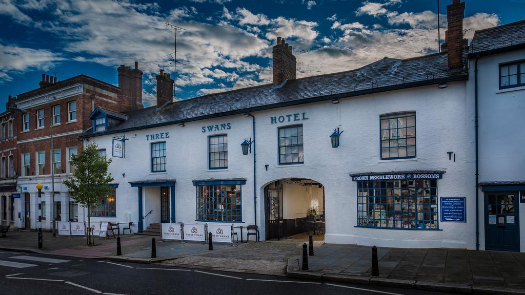 The Three Swans Hotel, Hungerford, Berkshire Exterior photo